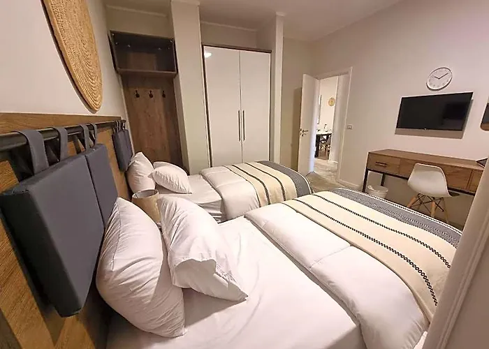 Отель Bohohomes